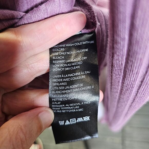 Urban Outfitters Purple Ribbed Notch Neck Top Size Small - Picture 9 of 12